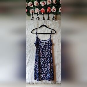 Sandra & Tiffany Midnight Feathers Nightie (NWOT)